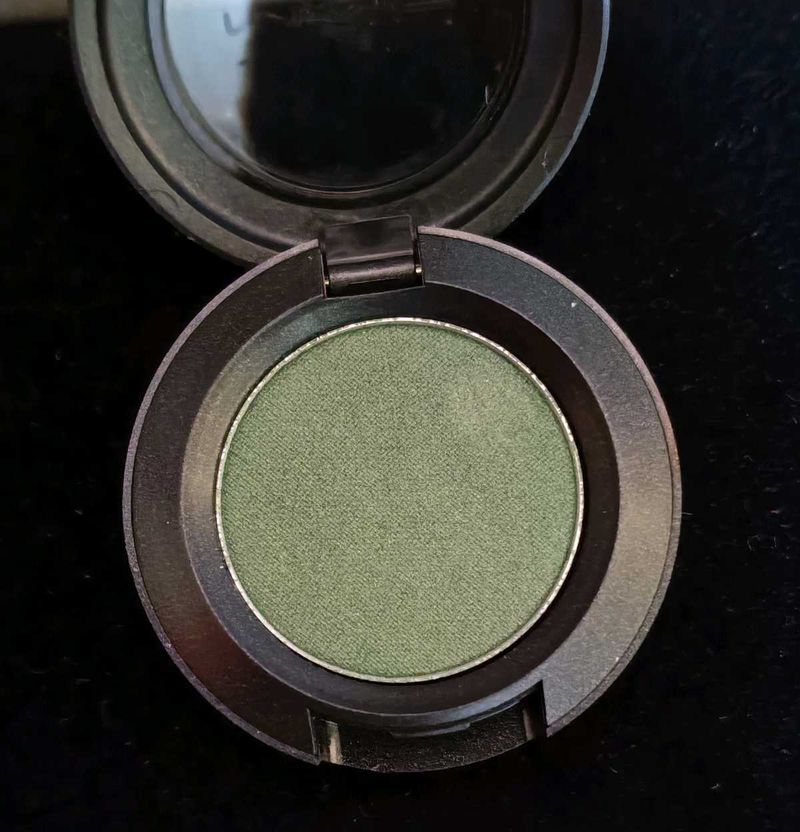 Mac Frost Eyeshadow Humid