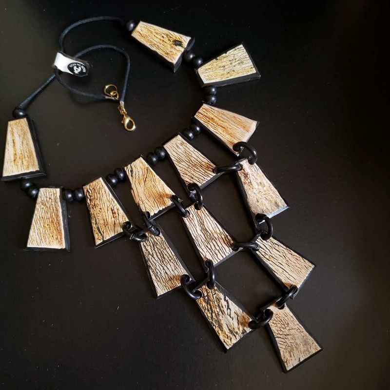 Statement Wood &amp; Black Necklace