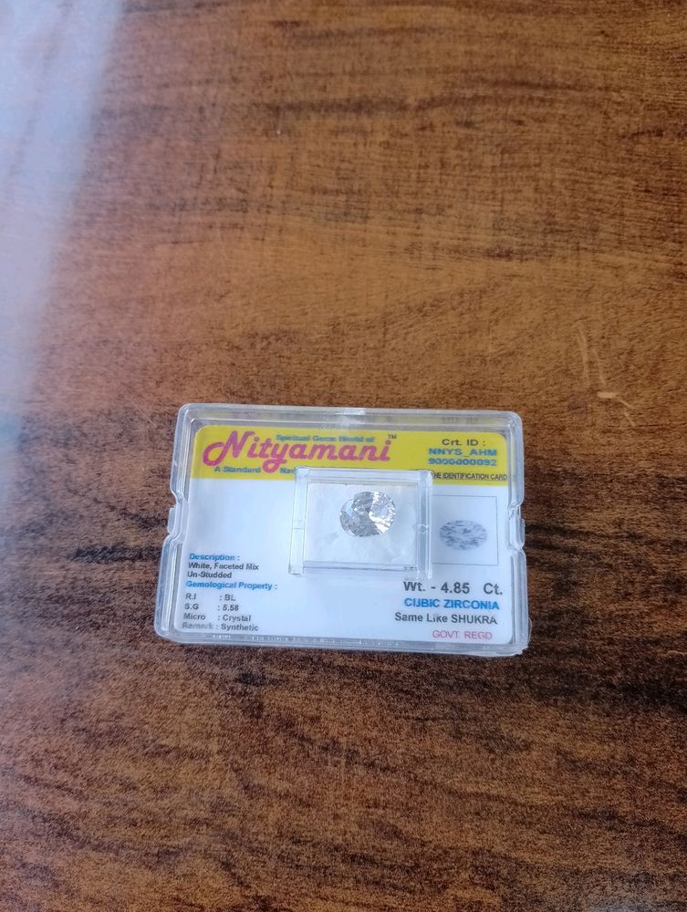 White Diamond Shukra Cubic Zirconia 4.85ct.