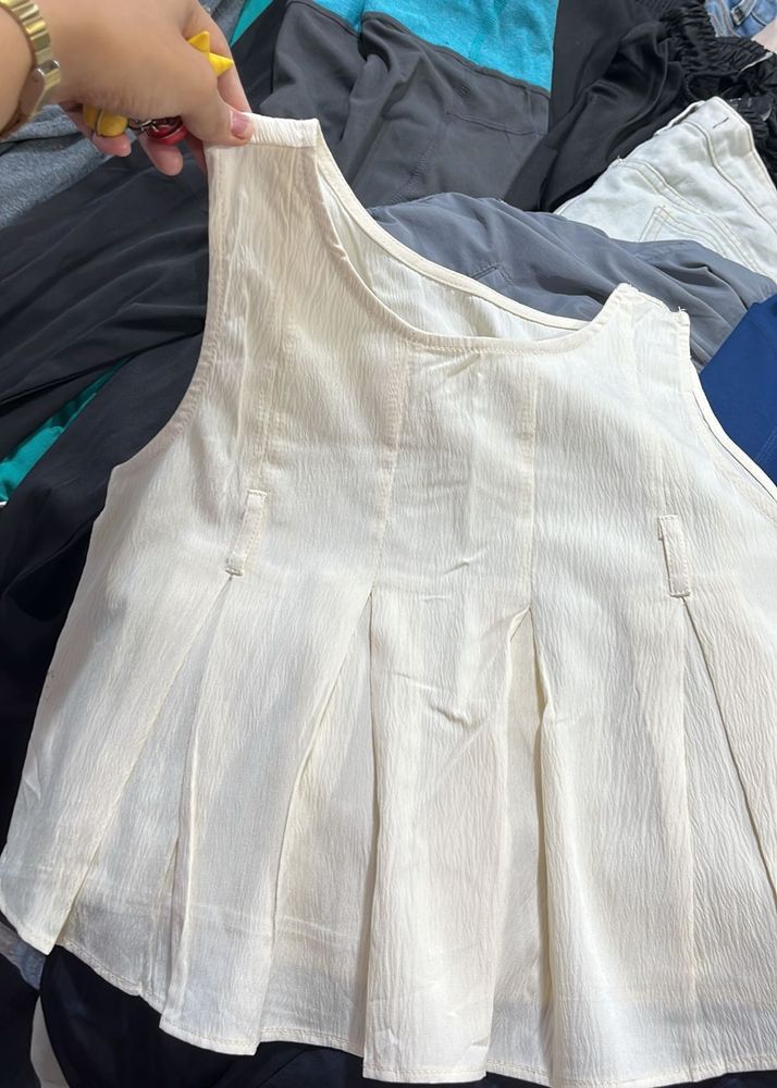 Cream Pleated Sleeveless Top