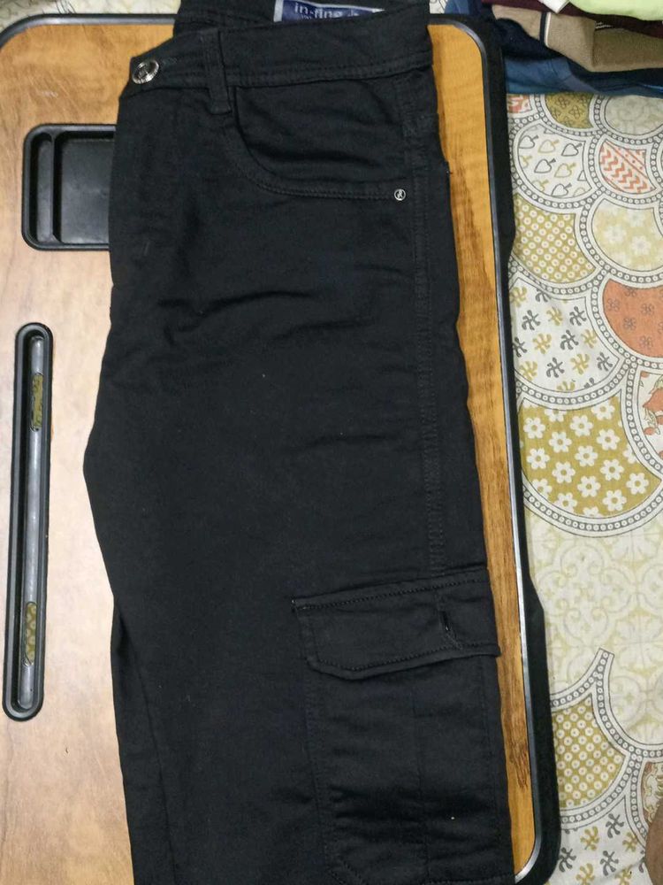 Stylish Black In-Finite Cargo Pants