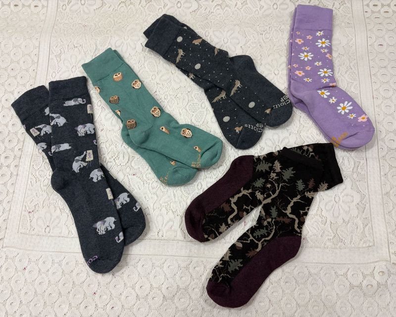 COMBO OF 5 LONG SOCKS
