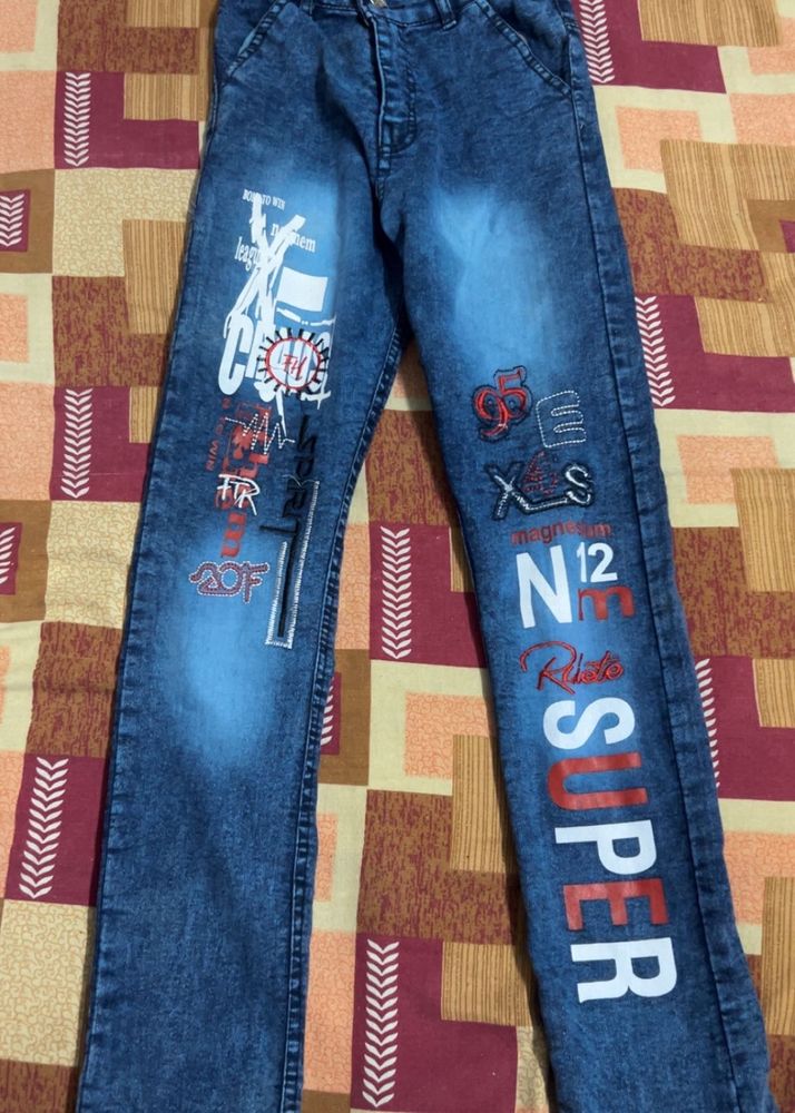 Stylish Blue Graphic Print Jeans