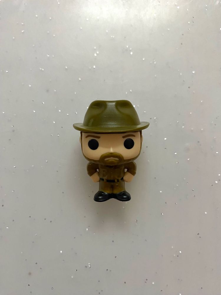 Hopper l Kinder joy Stranger things