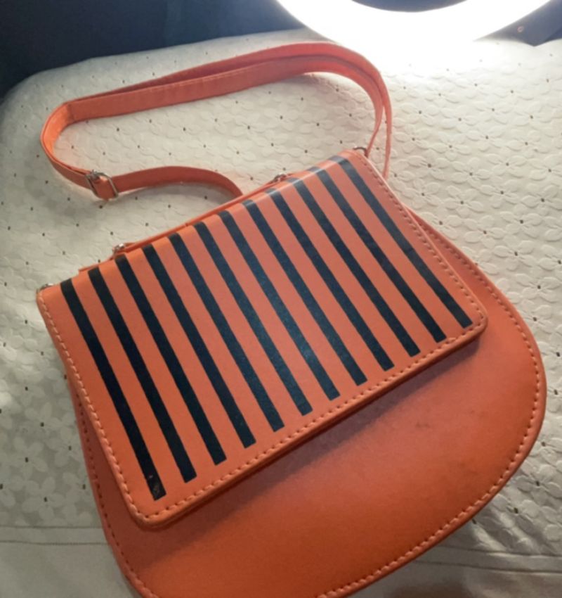 SLING BAG FOR WOMEN