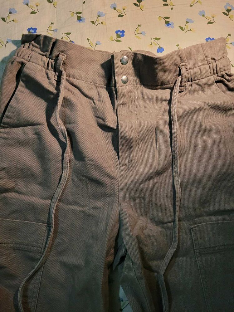 brown baggy jeans