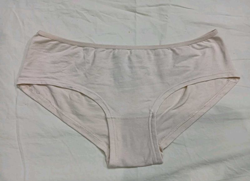 💛 Comfortable Cotton Briefs