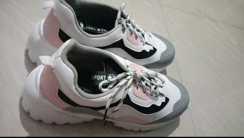 Sneakers for girls