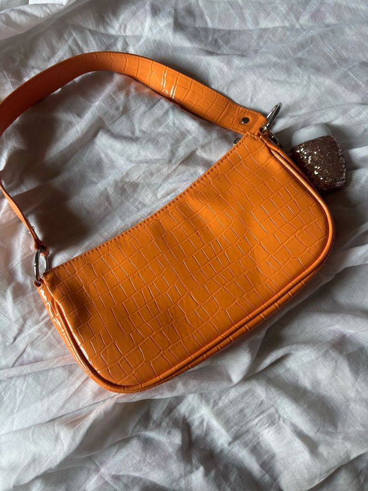 H&amp;M Shoulder bag