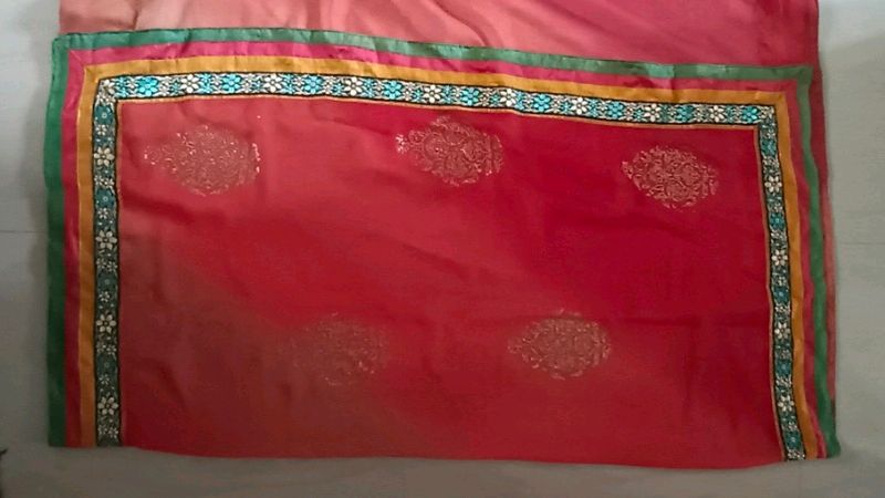 Unique Saree 🏵️