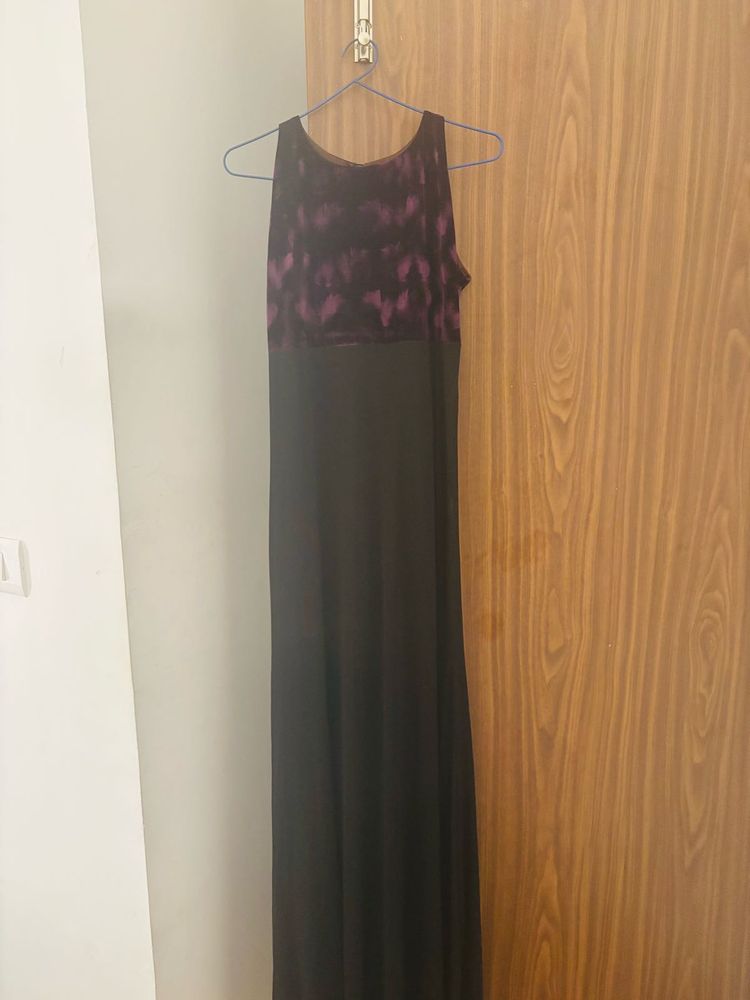 Elegant Sleeveless Maxi Dress