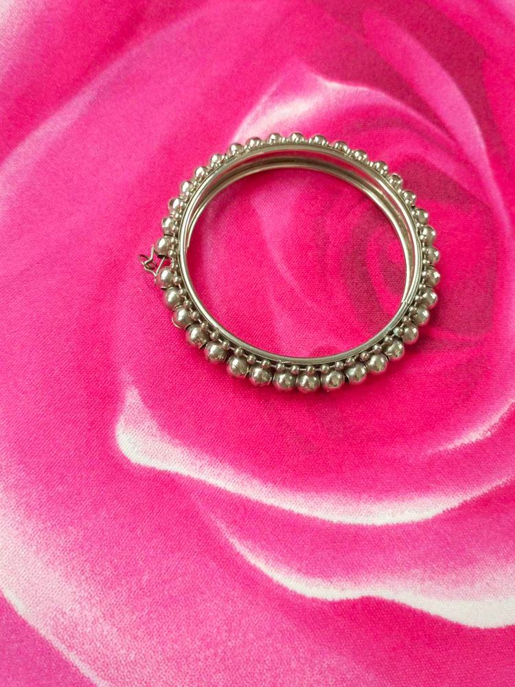 Elegant Silver Beaded Bangles