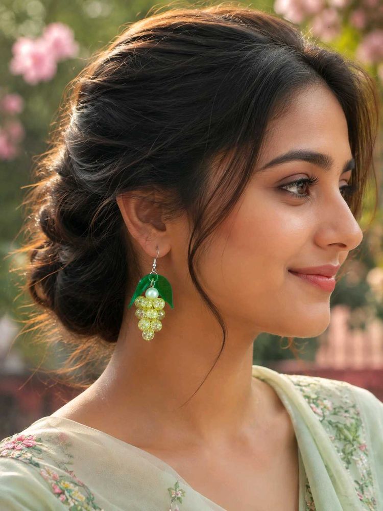 trending earrings