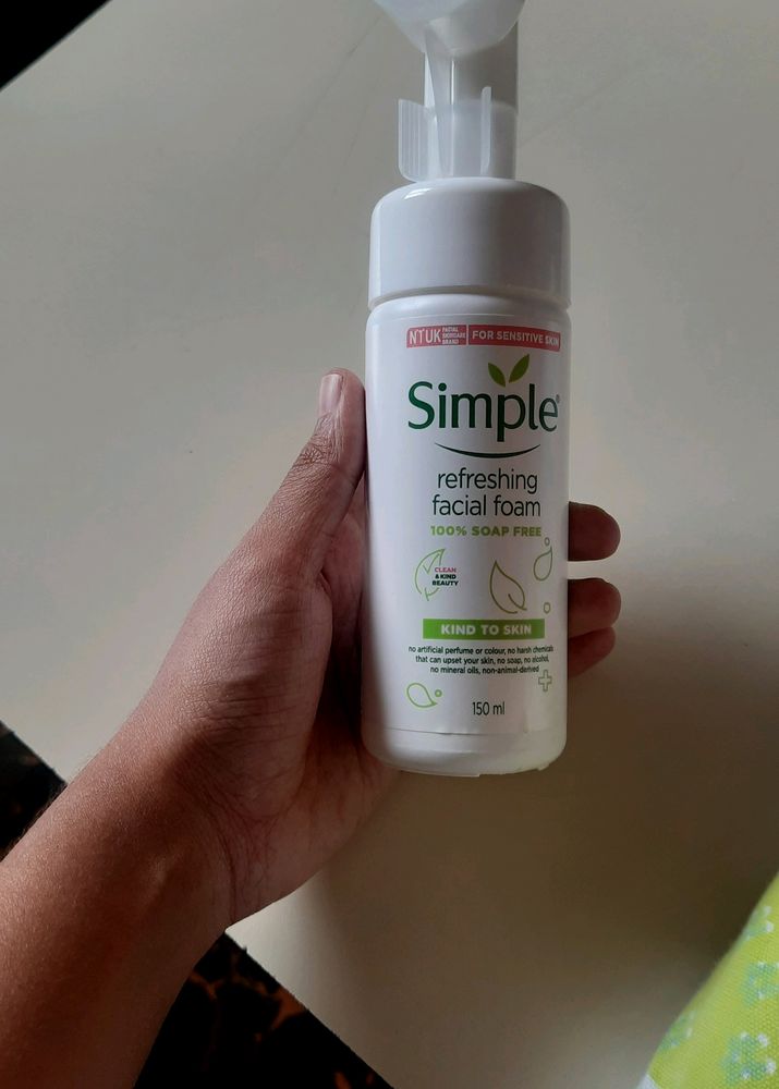 !! Simple Kind To Skin Refreshing Facial Foam