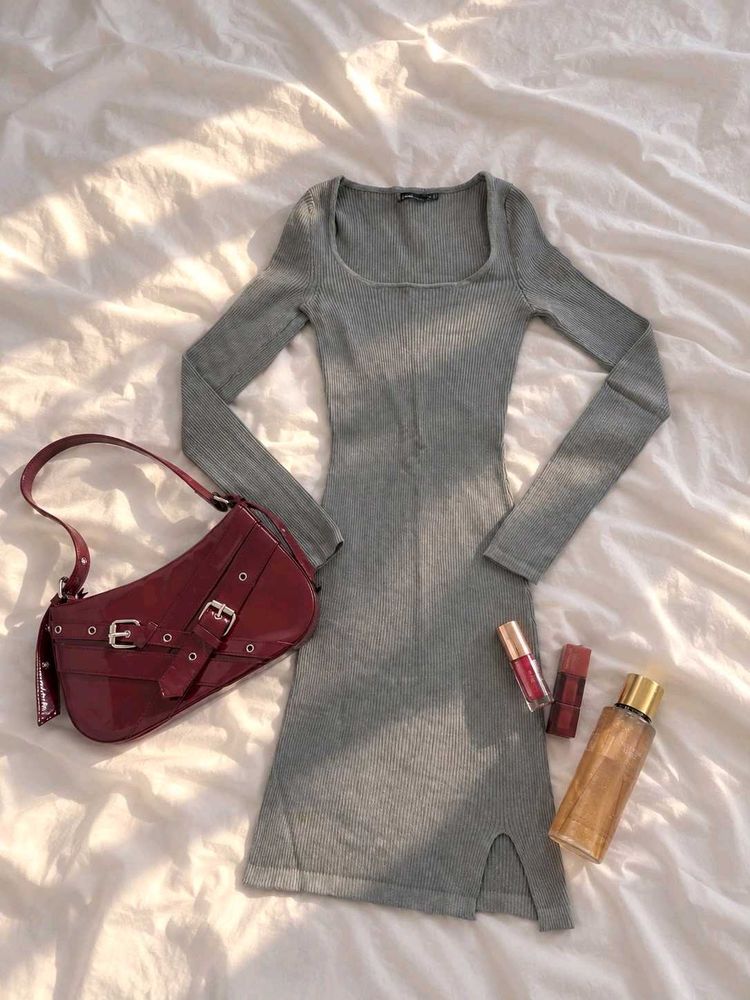 Ribbed Long Sleeve Midi Dress