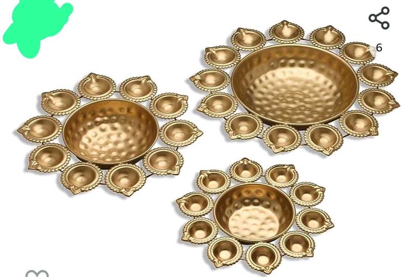 Decorative metal Diya Set of 3 big size urli