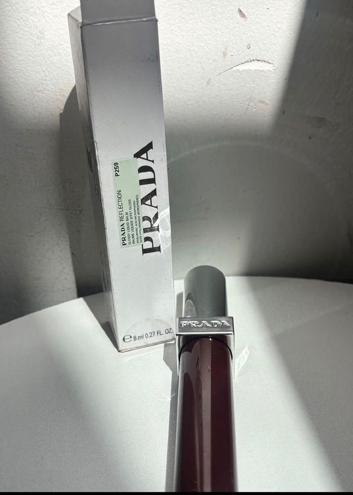Prada Reflection Glossy liquid balm