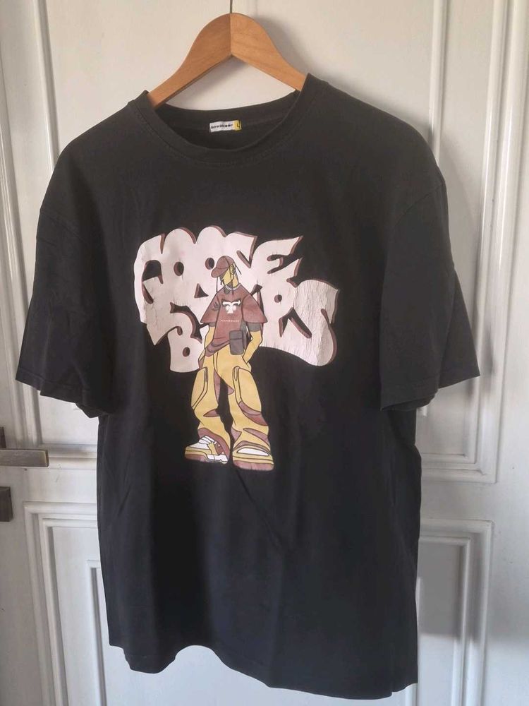 Retro Graphic Print T-Shirt