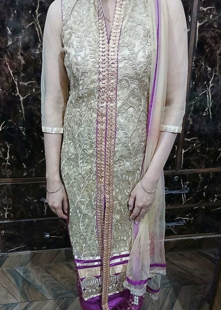 Elegant Embroidered Kurta Set