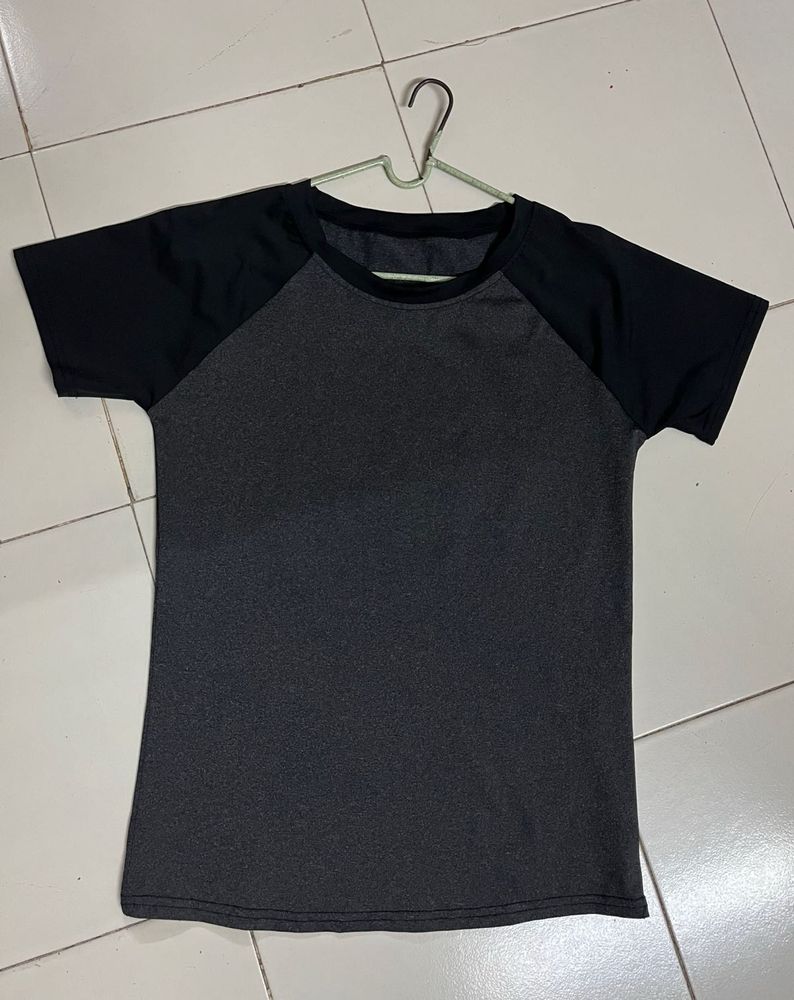 Women’s Workout tee