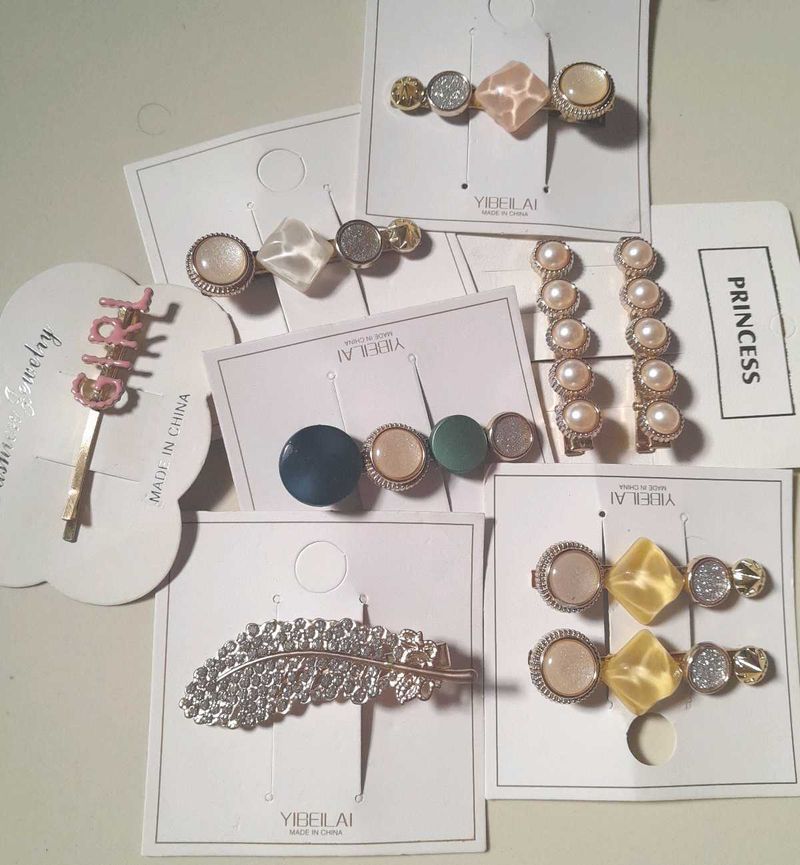 Assorted Trendy Hair Clips Set