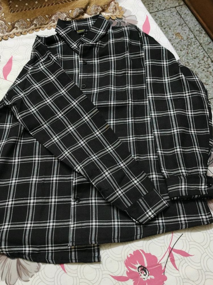 Classic Black &amp; White Plaid Shirt