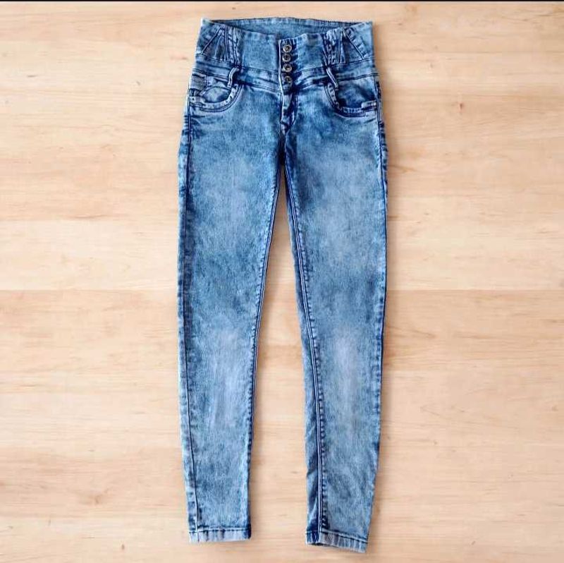 High-Waisted Acid Wash Jeans good condition