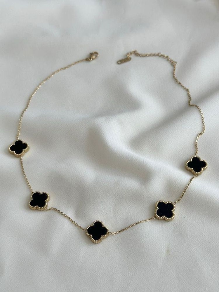 Vancleef Clover Pendant Necklace😍🖤
