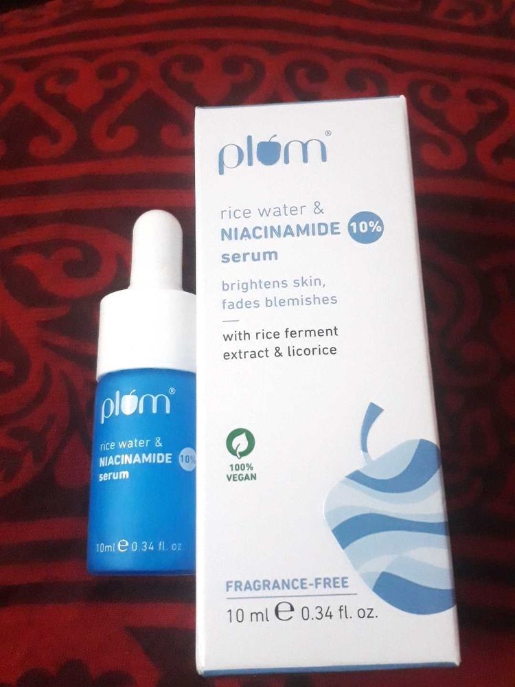 Plum 10% Niacinamide Face Serum For Clear, Bright