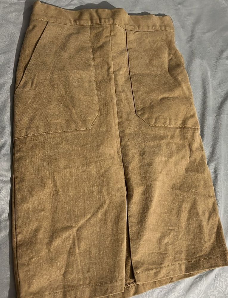 Classic Tan Cargo Pants