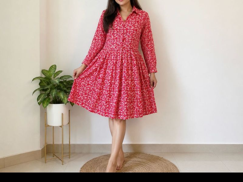 Chic Red Floral Print Shirt Dress