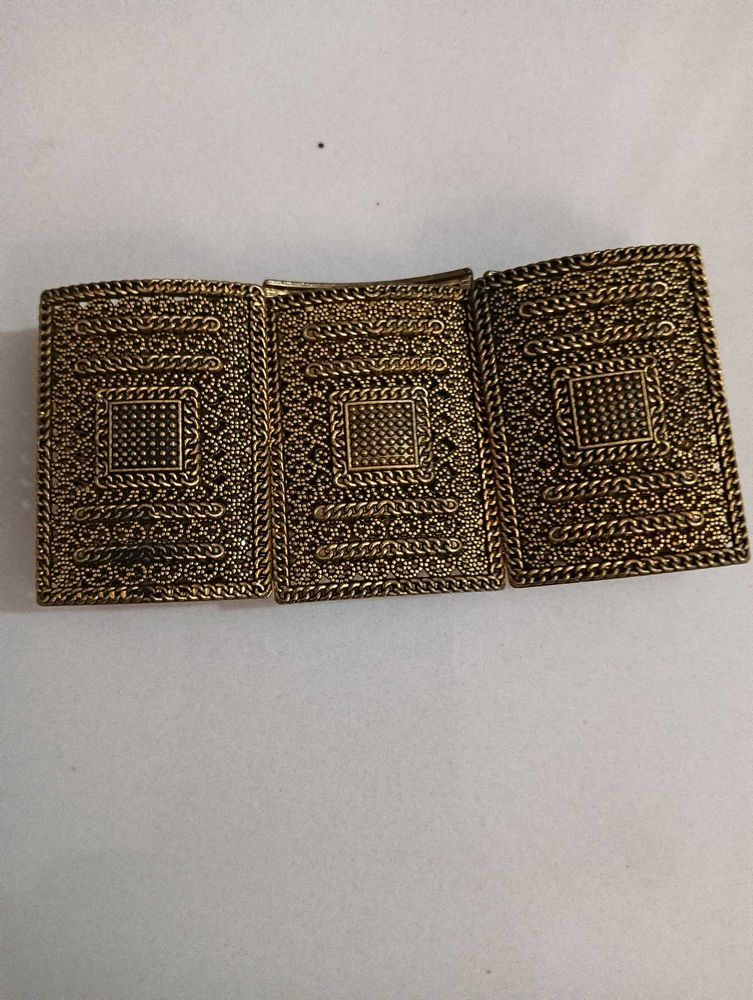 golden bracelet