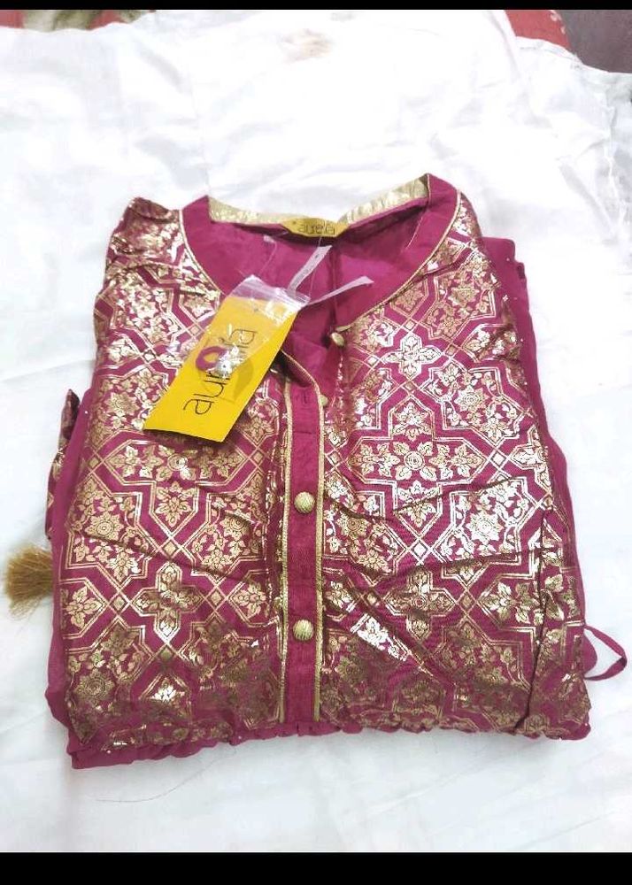 Aurelia Pink ethnic gown Gold Print new with tag