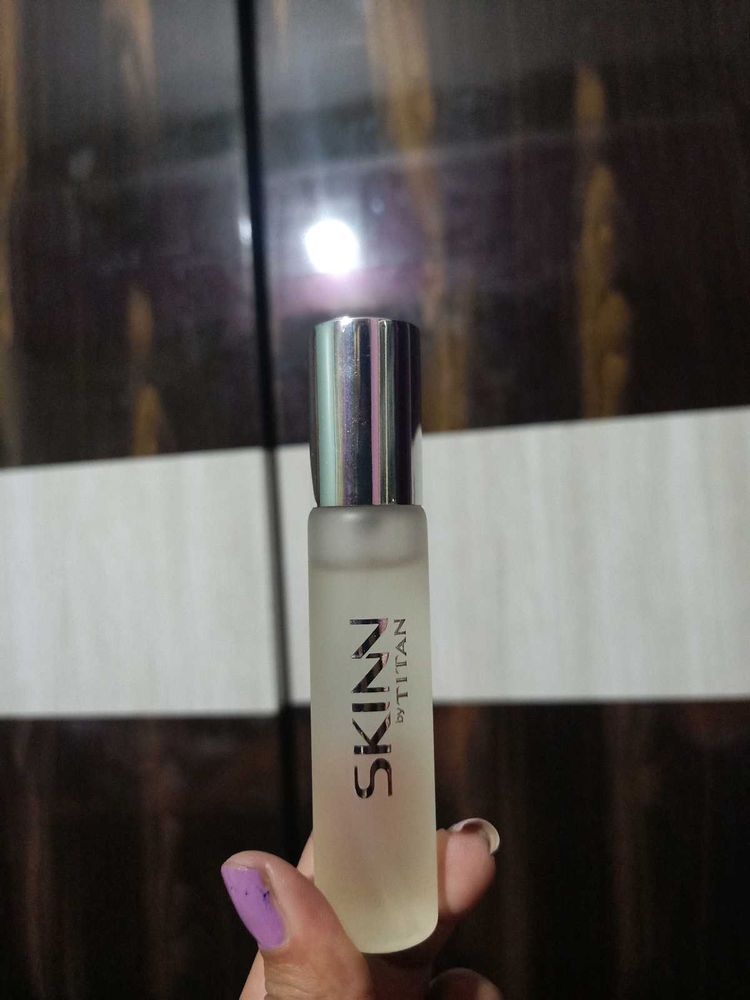 SKINN by Titan Perfume Roller