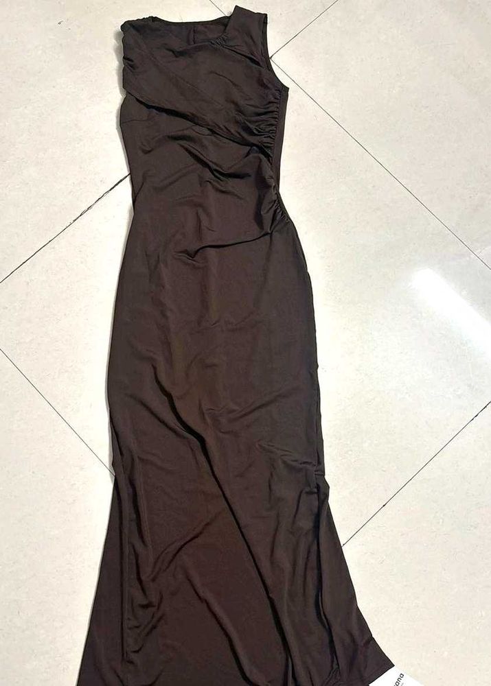 Elegant Ruched Maxi Dress