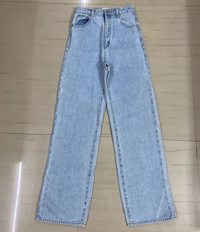 Light Wash Wide Leg Jeans