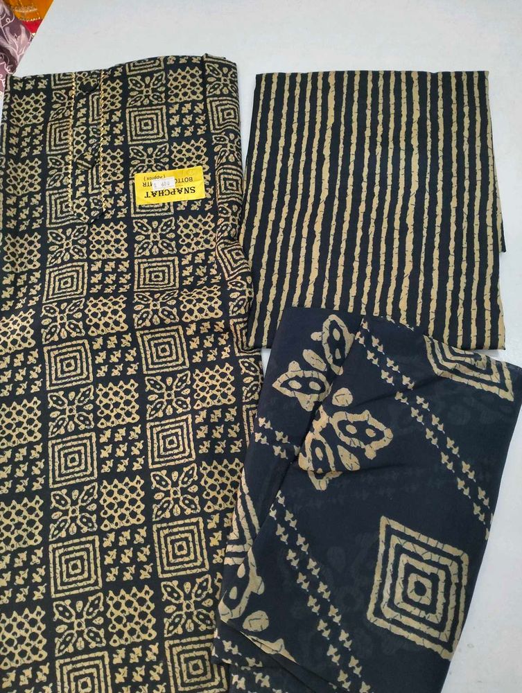 Beautiful Printed Navy Blue Suit