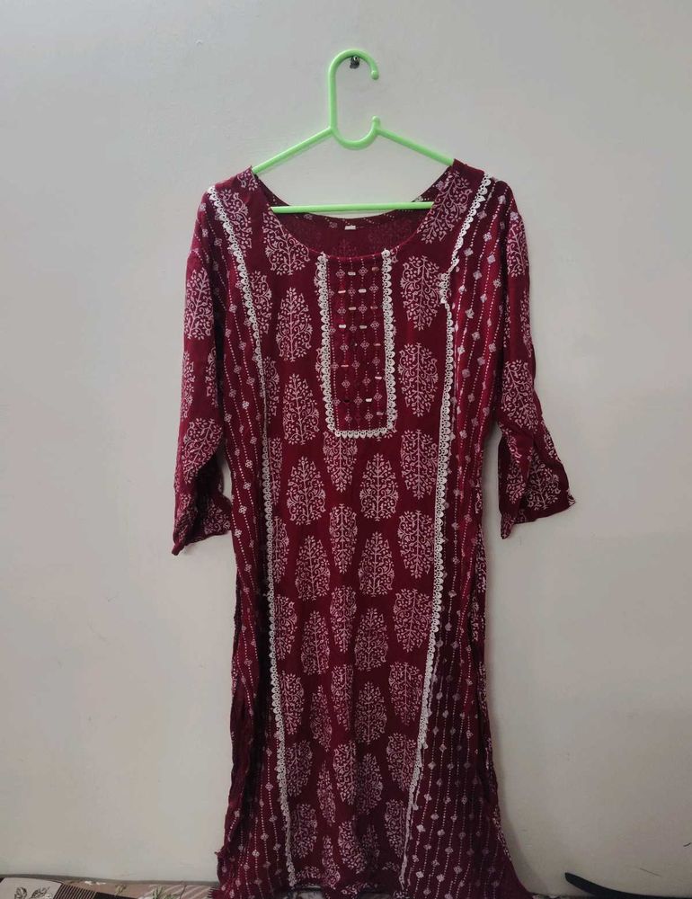 Stylish Maroon Kurta with White Print-L size