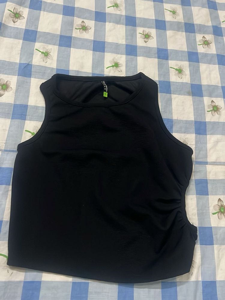 Black Ruched Sleeveless Top