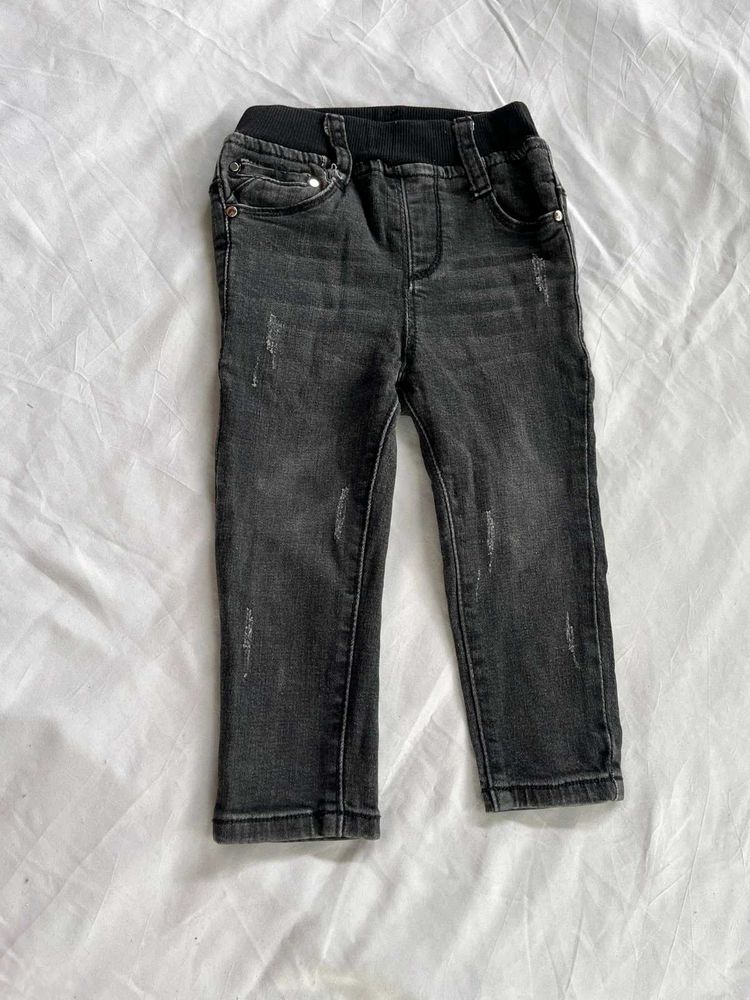 Grey Distressed Skinny Jeans