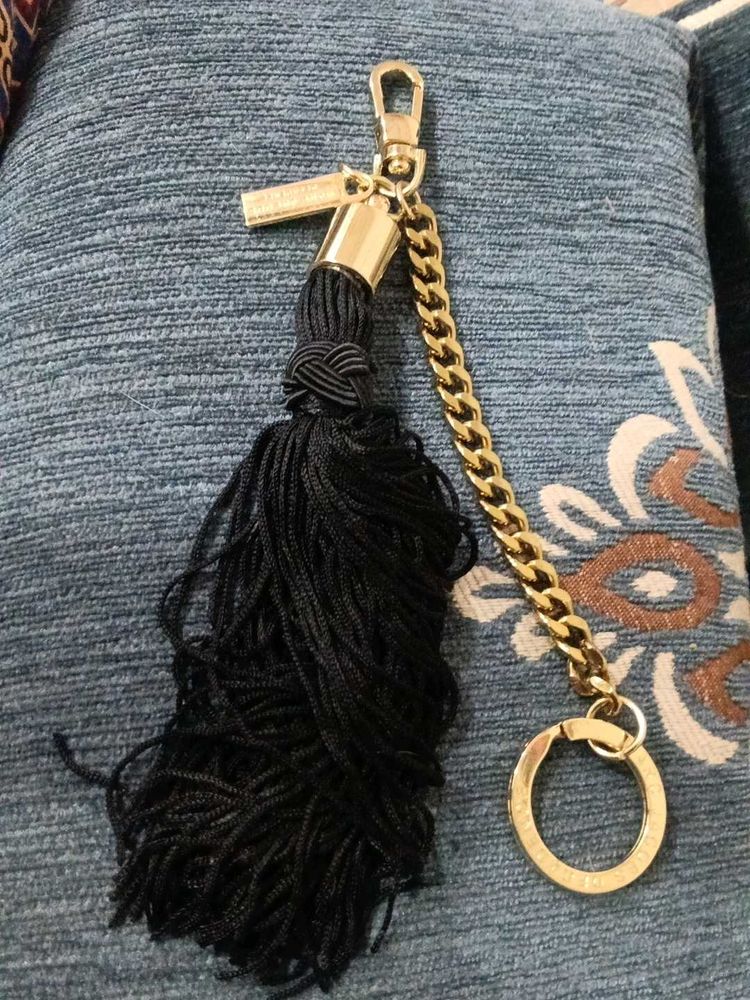 Elegant Tassel Keychain with Gold Chain