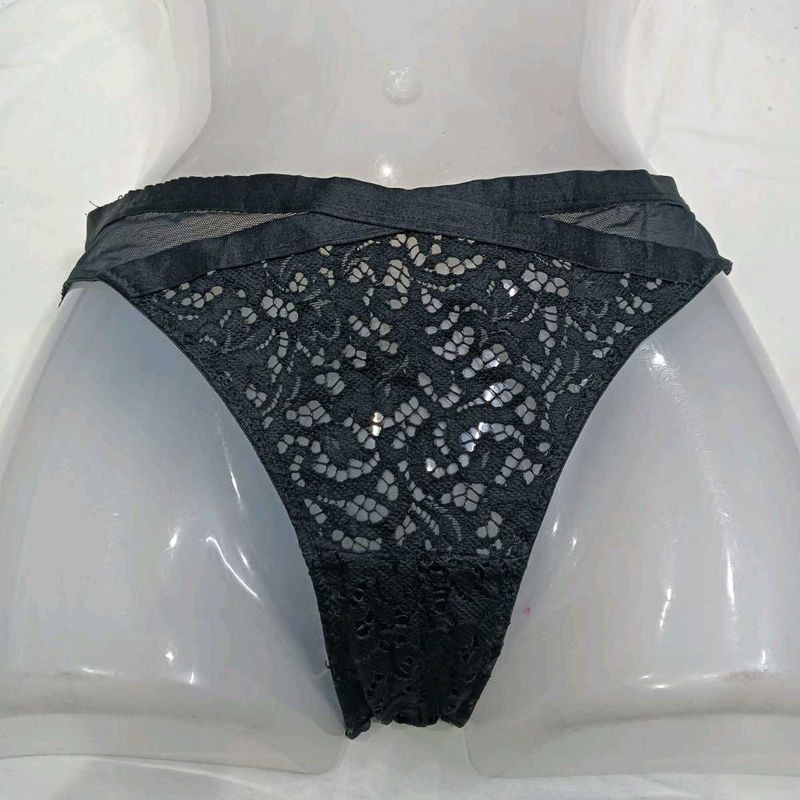 🪔 Elegant Black Lace Briefs