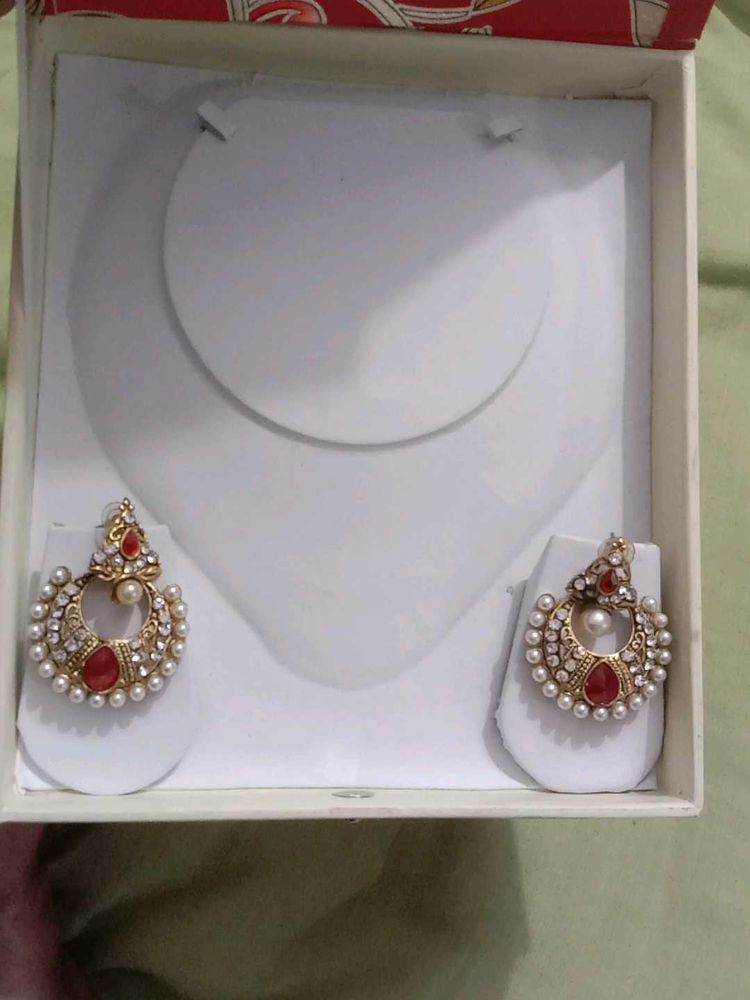 Exquisite Indian Jewelry Set