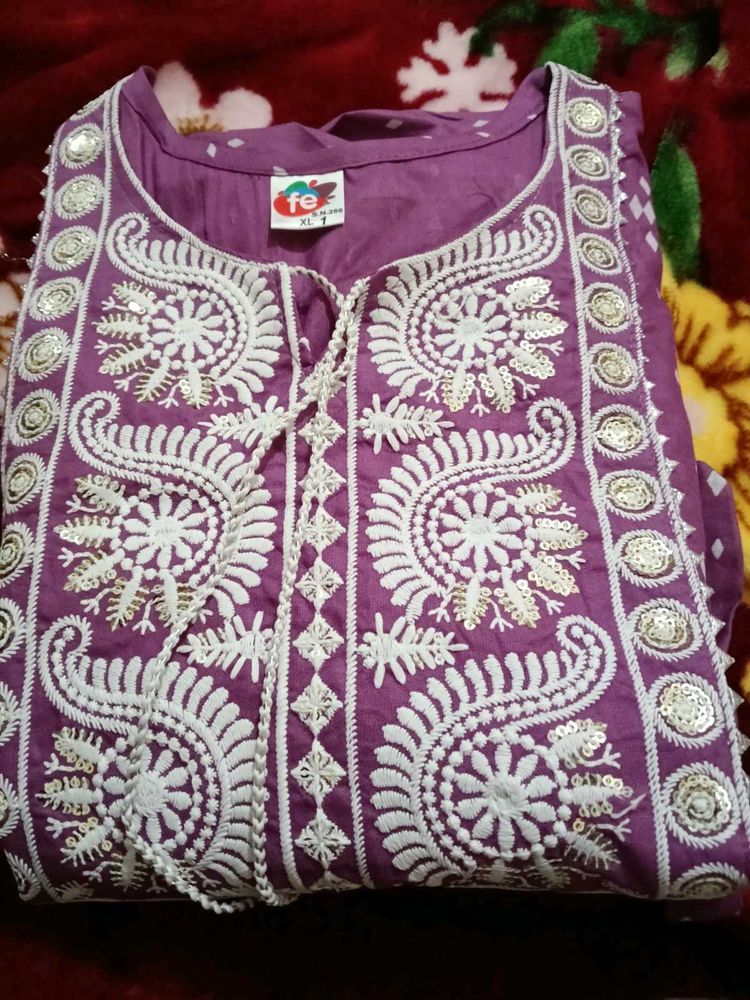 NEW Elegant Purple Embroidered Kurta