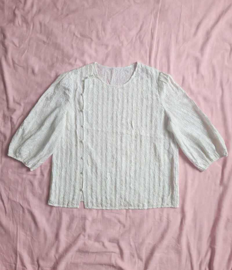 Elegant White Textured Blouse