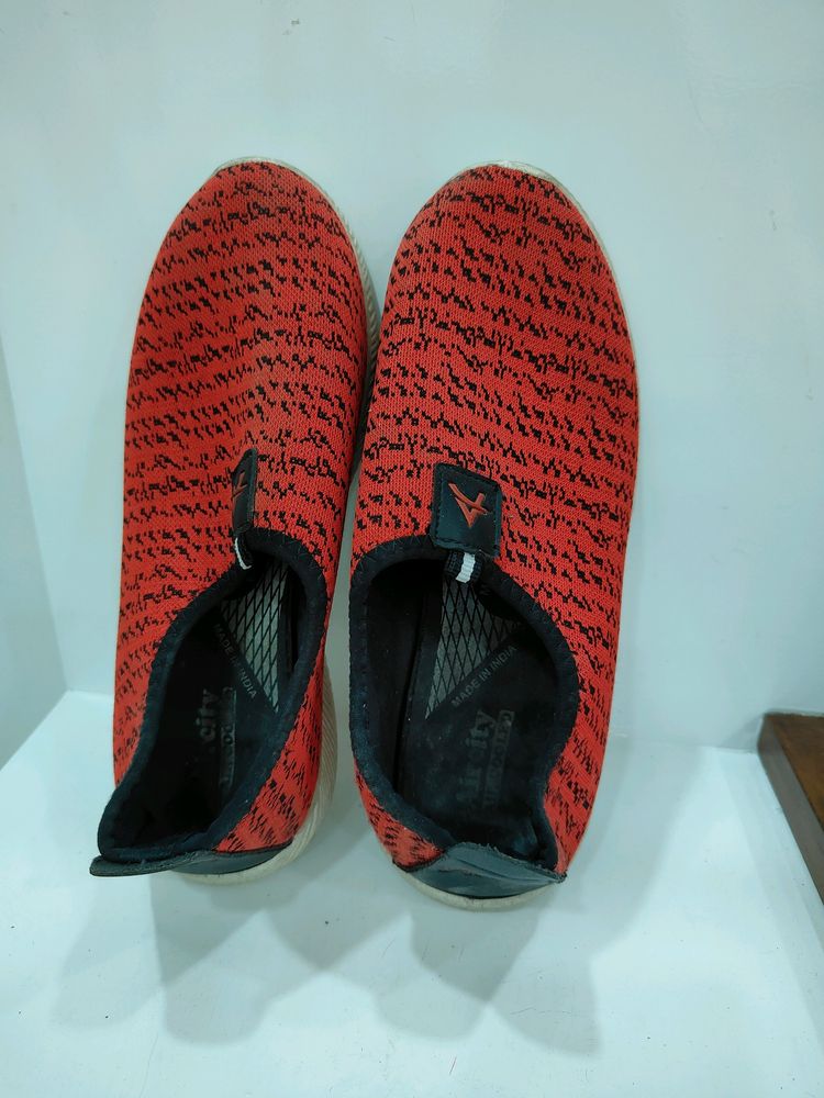 Uni Shoes