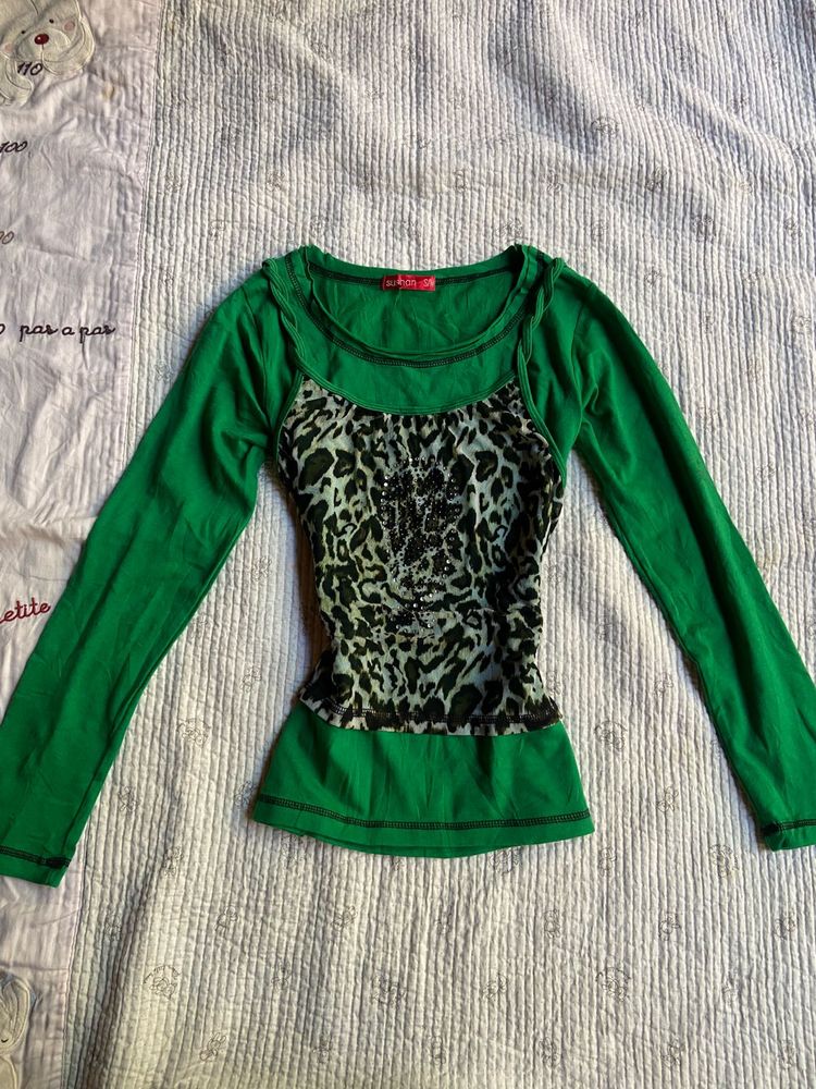 y2k vintage green leopard fitted top