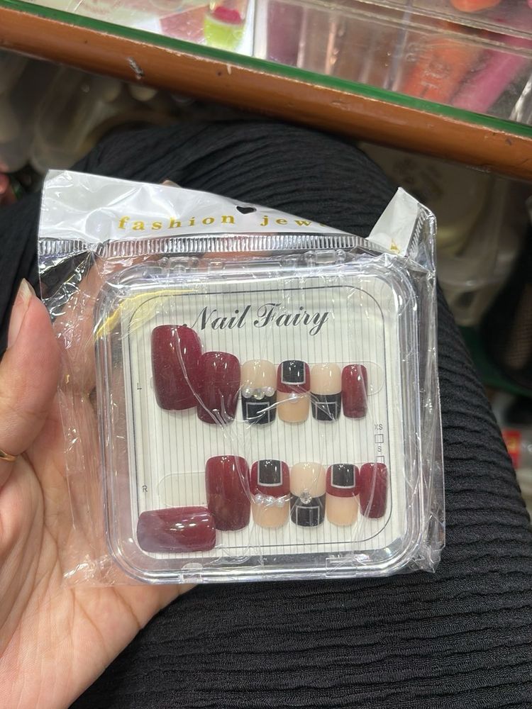 Fashion Nail Fairy Press-On Nails