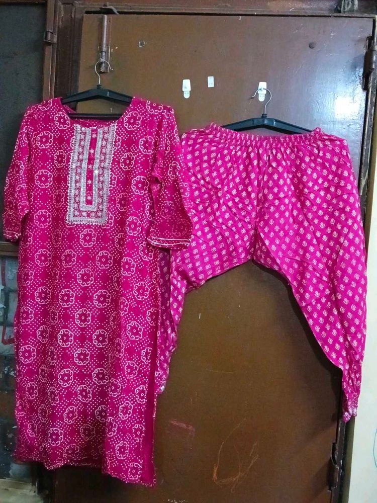 Vibrant Pink Bandhani Kurta Set