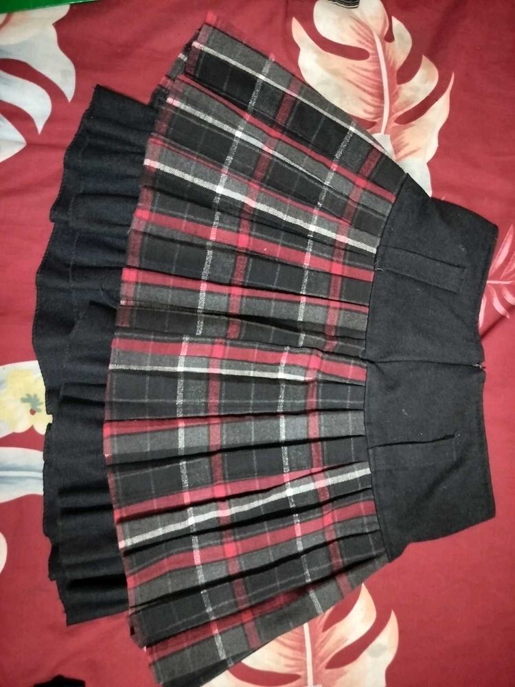 Tartan Pleated Skirt